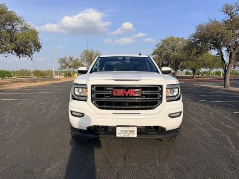 Used 2017 GMC Sierra 1500 SLE w/ SLE Value Package image 2