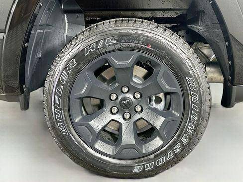 New 2026 RAM 1500 Big Horn w/ Night Edition image 16