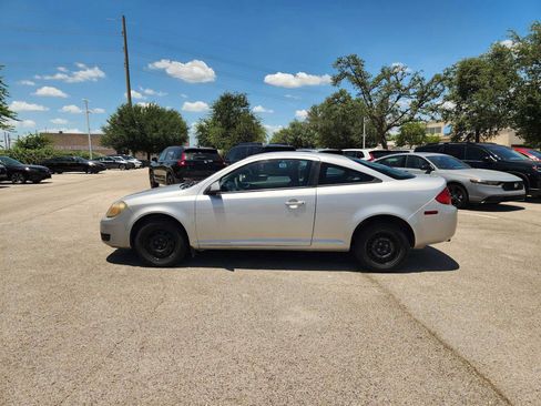 Used 2007 Pontiac G5 FWD image 4