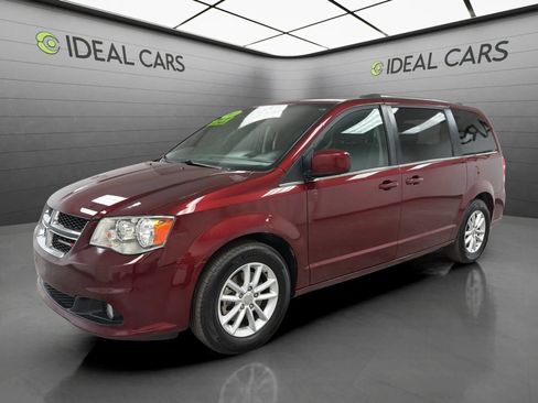 Used 2018 Dodge Grand Caravan SXT FWD image 1