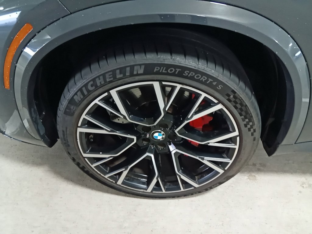 Used 2022 BMW X5 M w/ Competition Package 2 AWD/4WD image 15