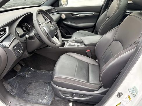 Certified 2024 INFINITI QX50 Sport FWD image 17