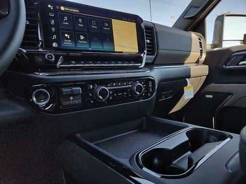 New 2026 Chevrolet Silverado 2500 ZR2 image 20