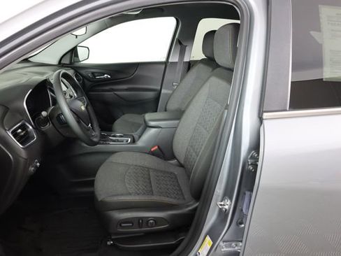 Used 2023 Chevrolet Equinox LT AWD/4WD image 29