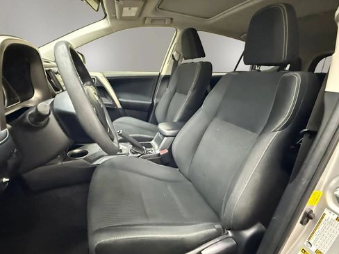 Used 2015 Toyota RAV4 XLE FWD image 15
