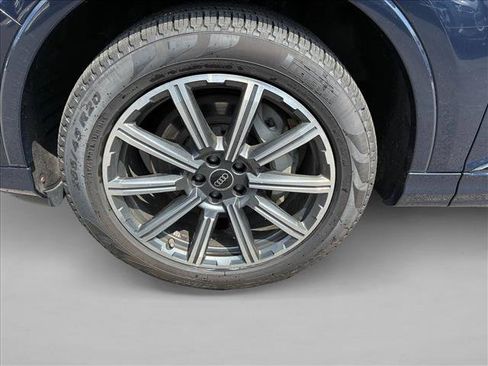 Used 2023 Audi Q7 2.0T Premium Plus w/ Premium Plus Package AWD/4WD image 9