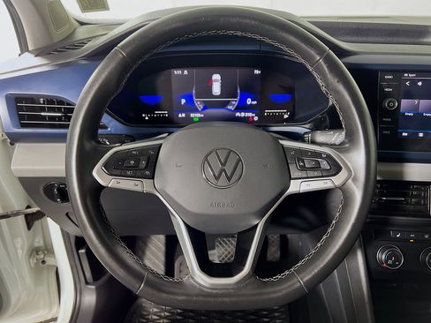 Used 2022 Volkswagen Taos SE w/ IQ.Drive SE Package AWD/4WD image 12