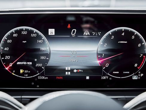 Used 2025 Mercedes-Benz GLS 63 AMG 4MATIC image 67