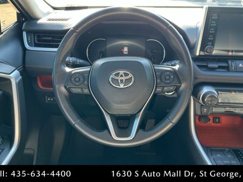 Used 2021 Toyota RAV4 Adventure image 12
