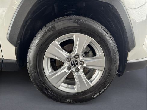 Used 2019 Toyota RAV4 XLE image 8