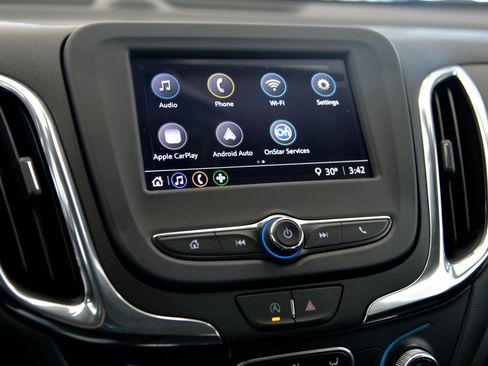 Certified 2024 Chevrolet Equinox LT image 19