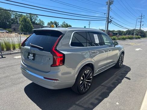 Certified 2025 Volvo XC90 B6 Plus AWD/4WD image 5