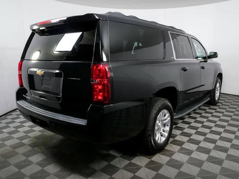 Used 2018 Chevrolet Suburban LT AWD/4WD image 3