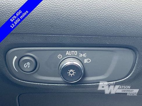 Used 2025 Buick Encore GX Avenir w/ Avenir Technology Package image 29