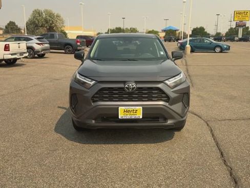 Used 2024 Toyota RAV4 LE AWD/4WD image 3
