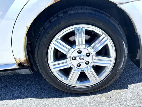 Used 2008 Ford Taurus Limited FWD image 22
