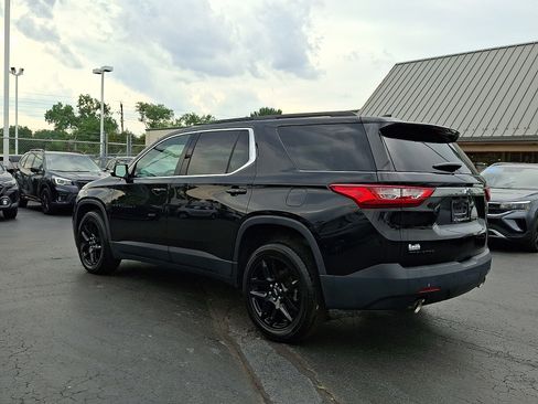 Used 2020 Chevrolet Traverse LT FWD image 4