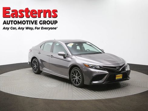 Used 2024 Toyota Camry SE image 48