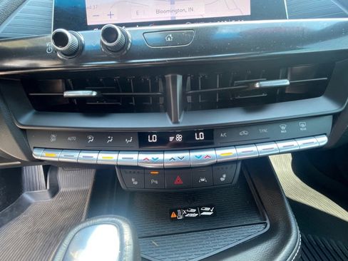 Used 2023 Cadillac CT4 Luxury w/ Sun And Sound Package image 30