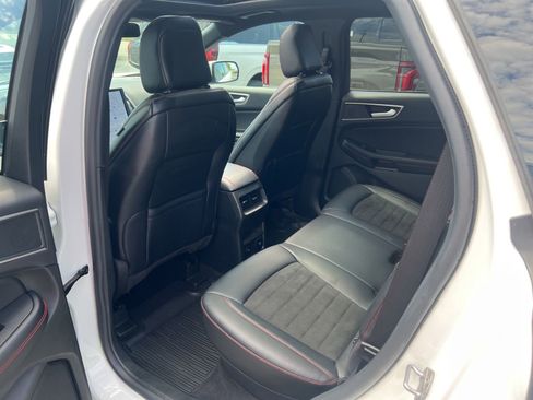 Used 2023 Ford Edge ST-Line AWD/4WD image 38