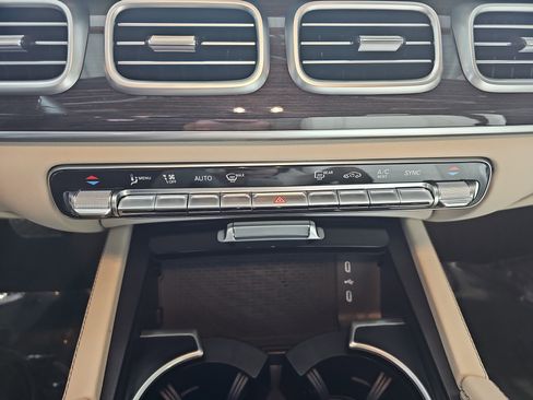 Certified 2026 Mercedes-Benz GLE 450 4MATIC image 23