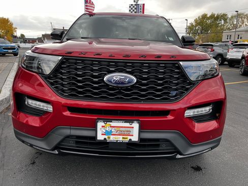 Used 2021 Ford Explorer ST w/ Equipment Group 401A image 2