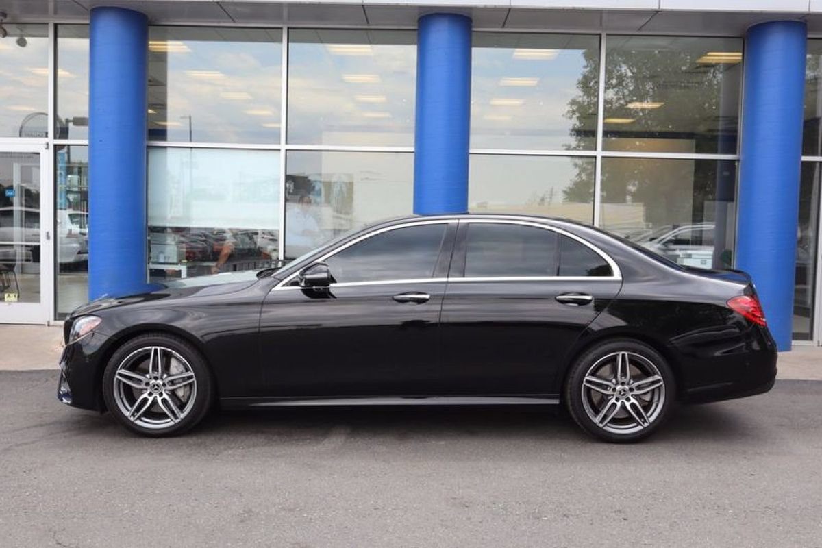 Used 2019 Mercedes-Benz E 450 4MATIC Sedan w/ Premium Package image 2