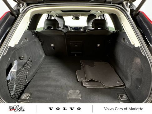 Certified 2023 Volvo XC60 B5 Ultimate image 21