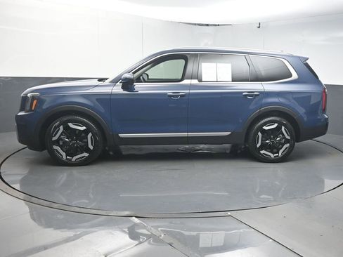 Used 2025 Kia Telluride S AWD/4WD image 5