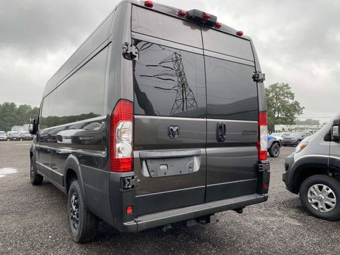 Used 2025 RAM ProMaster 3500 w/ Quick Order Package 22H SLT+ FWD image 6
