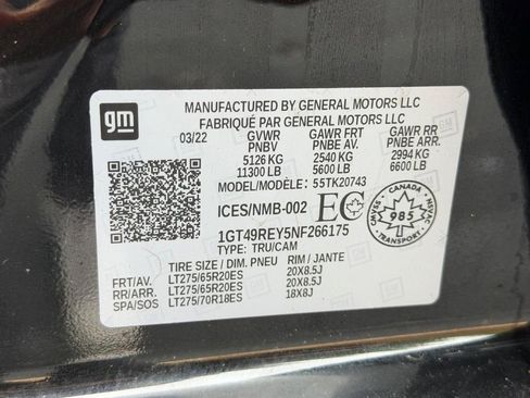 Used 2022 GMC Sierra 2500 Denali w/ Denali Black Diamond Edition AWD/4WD image 25