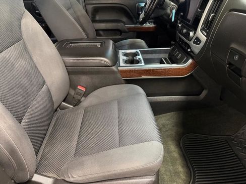 Used 2018 GMC Sierra 1500 SLE w/ SLE Value Package image 18