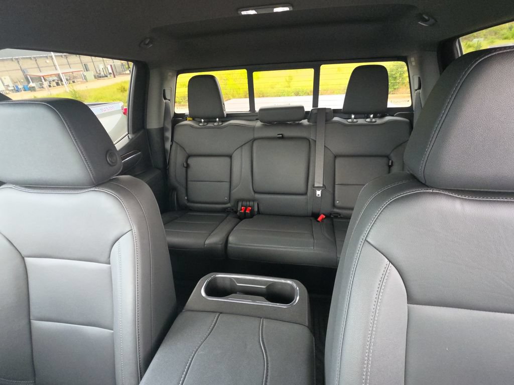 Used 2025 Chevrolet Silverado 1500 LT Trail Boss w/ Convenience Package II AWD/4WD image 26