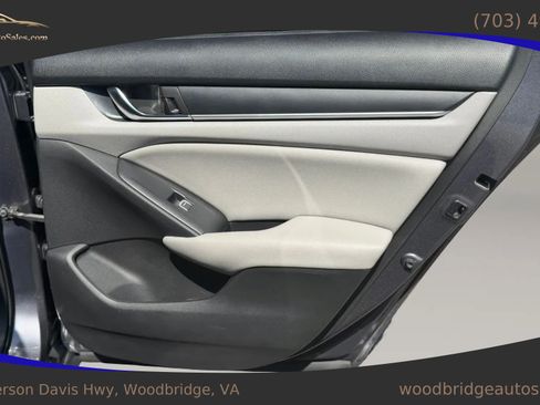 Used 2019 Honda Accord LX image 11