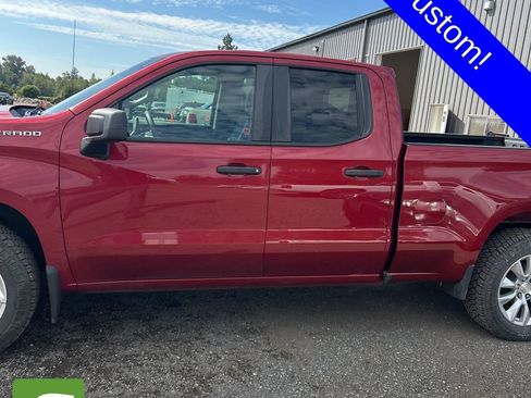 Used 2019 Chevrolet Silverado 1500 Custom w/ Custom Convenience Package AWD/4WD image 10
