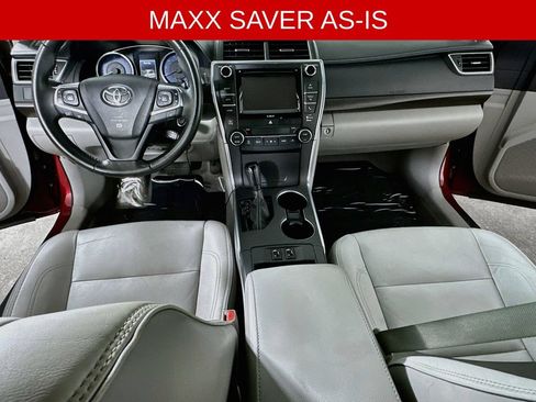 Used 2017 Toyota Camry XLE FWD image 15