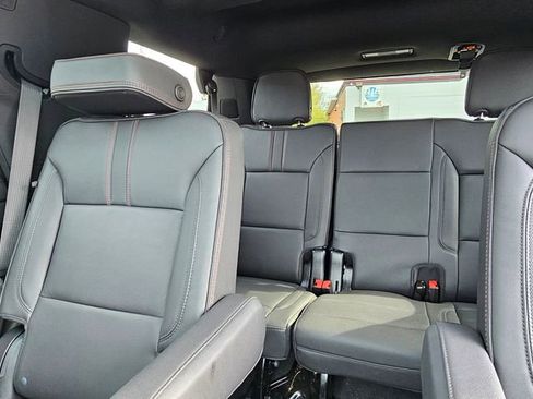 Used 2023 Chevrolet Tahoe RST w/ Luxury Package AWD/4WD image 21