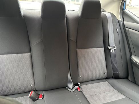 Used 2025 Nissan Sentra SV image 32