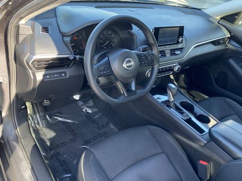 Used 2023 Nissan Altima 2.5 S image 14