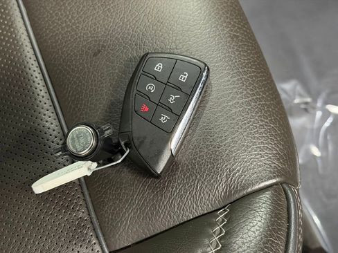 Used 2022 GMC Yukon Denali image 34