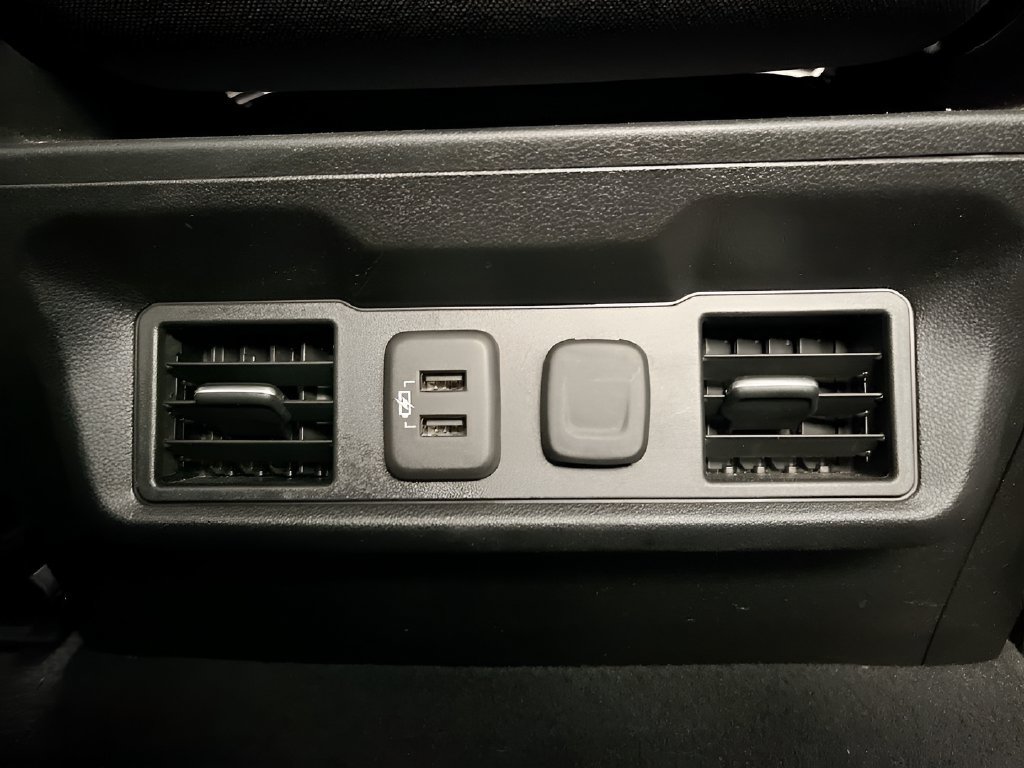 Used 2022 Chevrolet Silverado 1500 RST w/ Rally Edition AWD/4WD image 25