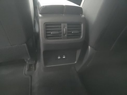 Used 2026 Nissan Rogue SV AWD/4WD image 11