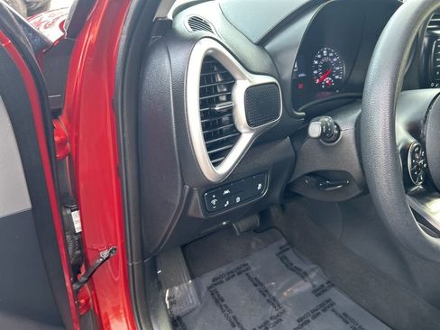 Used 2022 Kia Soul LX w/ Technology Package image 23