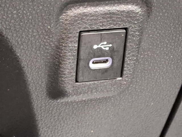 Used 2025 Toyota Corolla LE FWD image 24