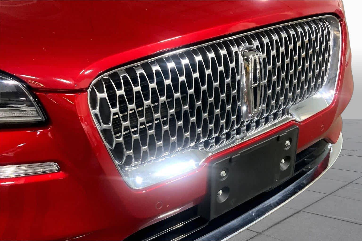 Used 2022 Lincoln Corsair Reserve w/ Equipment Group 201A AWD/4WD image 29
