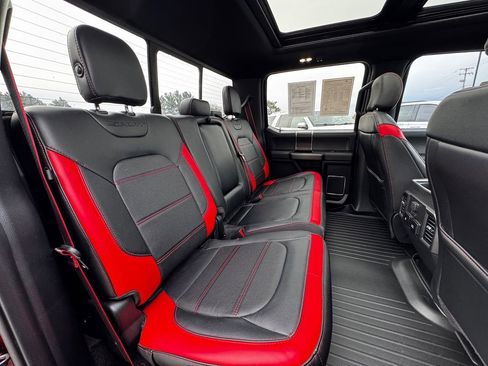 Used 2019 Ford F150 Lariat w/ Equipment Group 502A Luxury AWD/4WD image 35