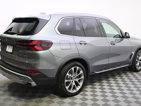 Used 2025 BMW X5 xDrive50e image 7
