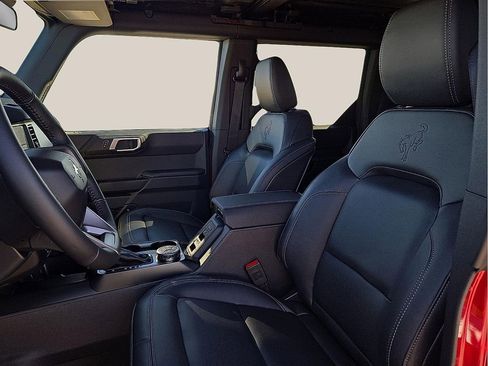 New 2025 Ford Bronco Big Bend w/ Black Diamond Package image 11