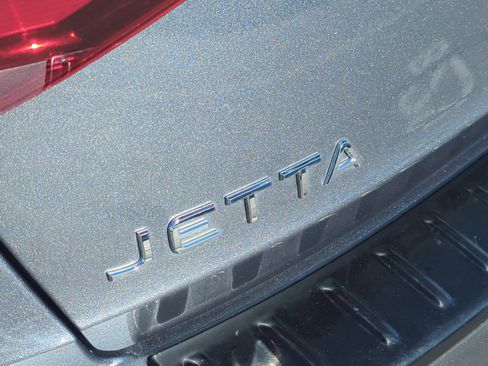 Certified 2024 Volkswagen Jetta Sport image 23