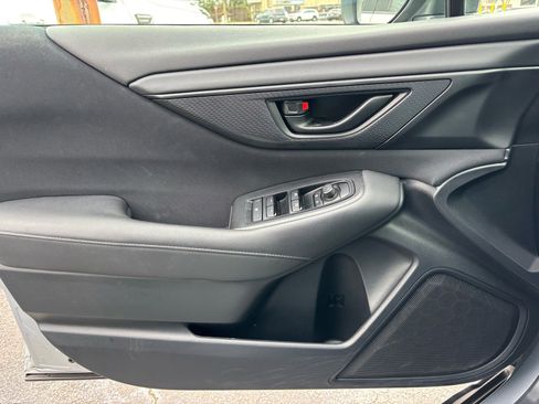 Used 2022 Subaru Outback image 7